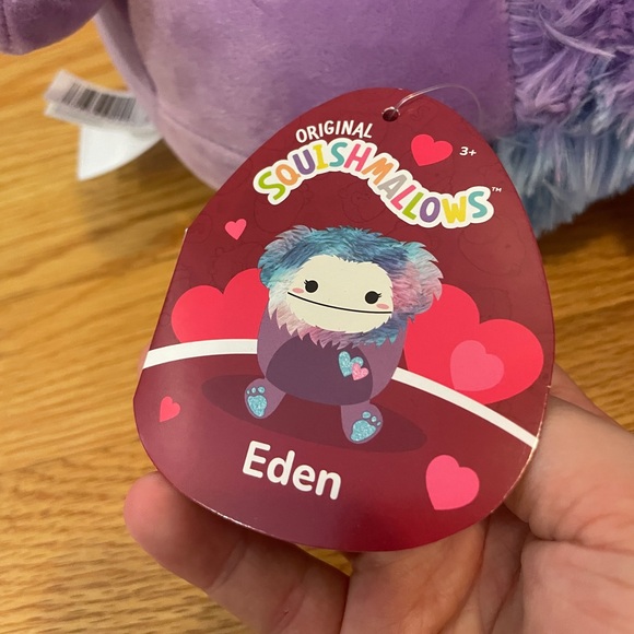 💕NWT Valentine’s Limited Edition Eden Squishmallow💕 - Picture 3 of 4